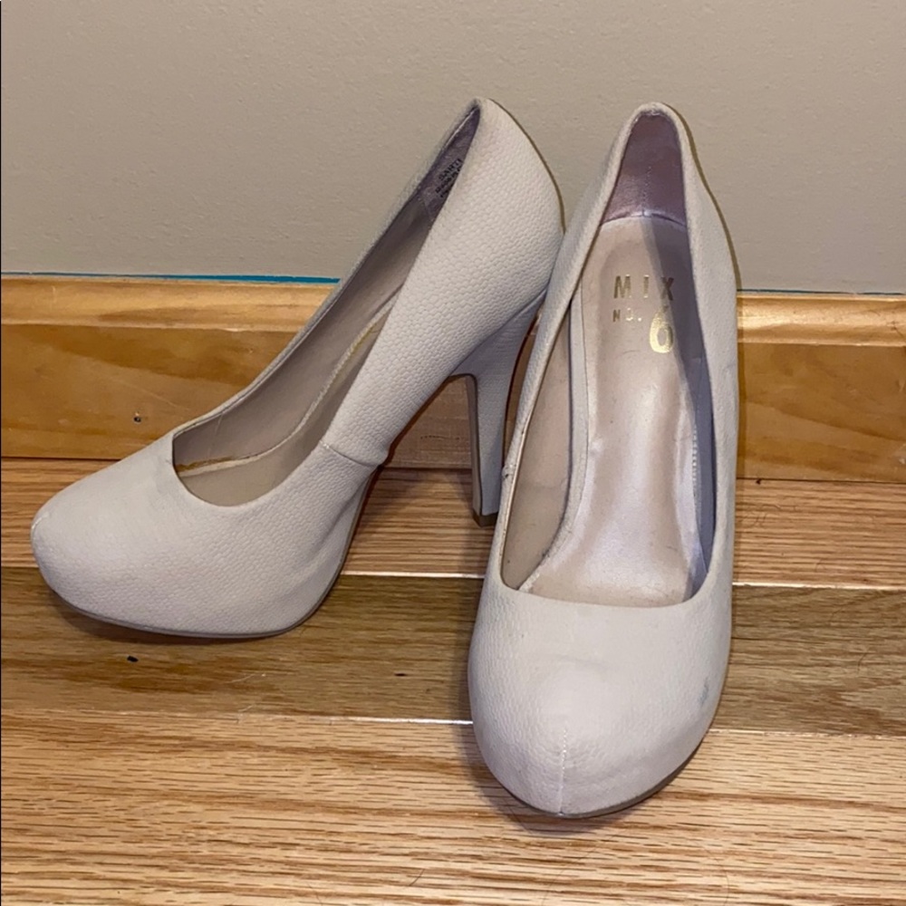 Tan heels